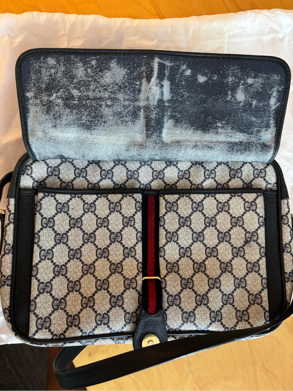 Gucci Black and Beige GG Web Crossbody Bag - Picture 6 of 16